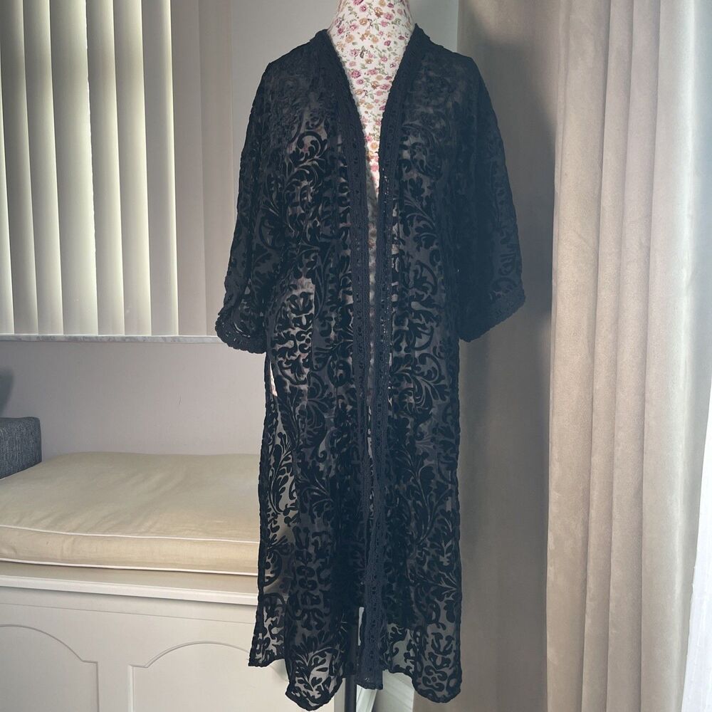 Kendall & Kylie Sheer Velvet Burnout Floral duster Kimono Black One Size